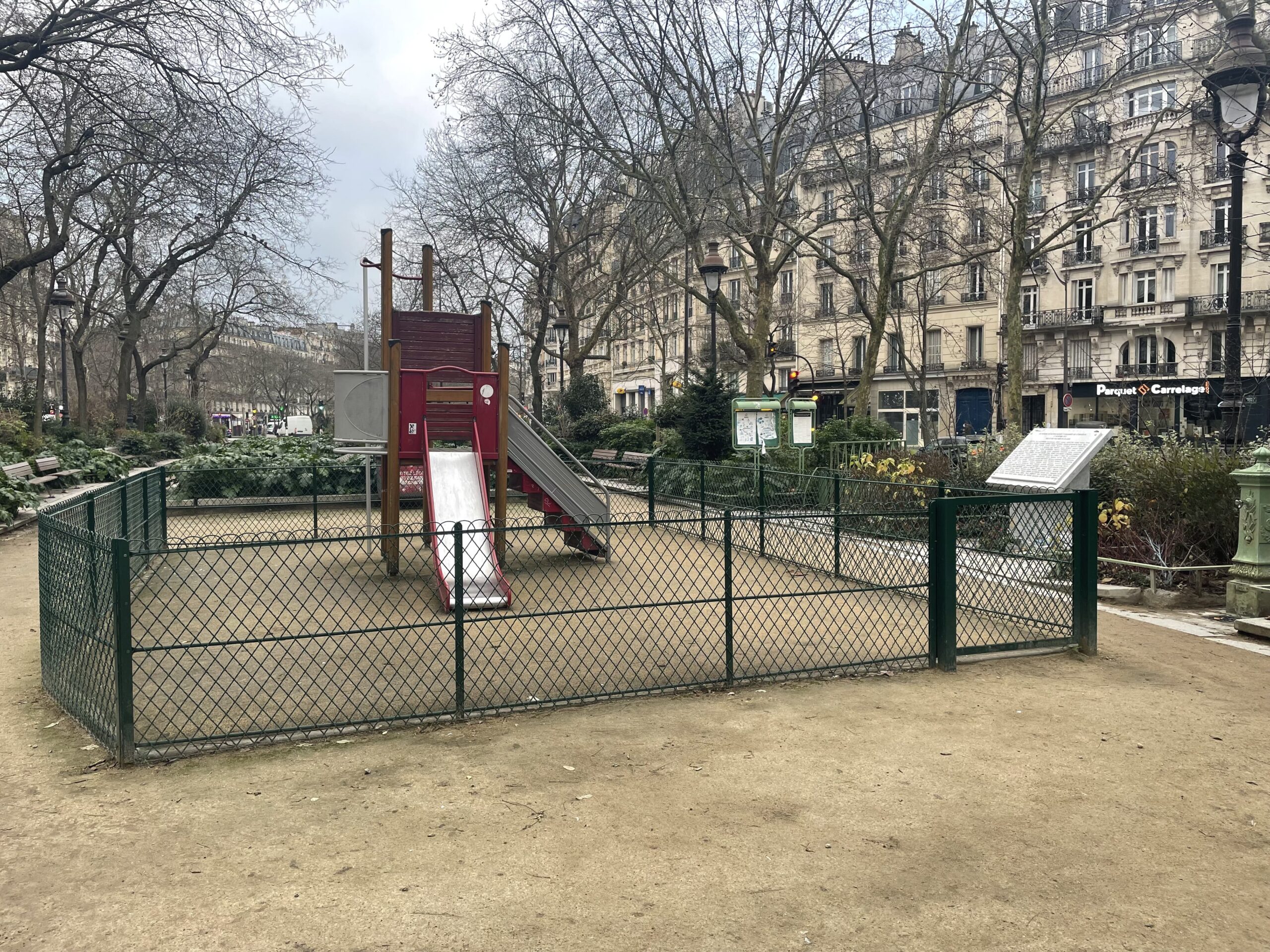 A Paris, les enfants n’ont pas encore toute leur place